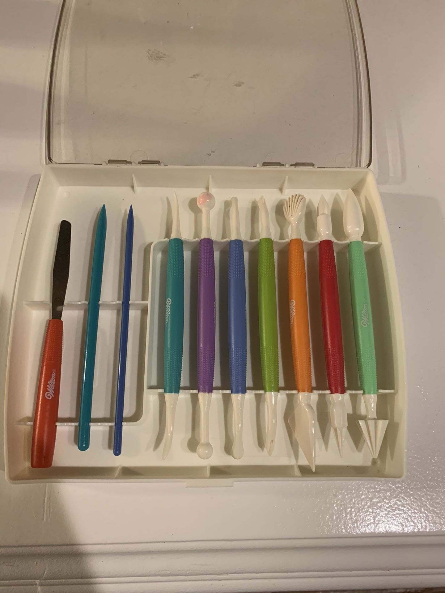 Wilton Cake Decorating Tools