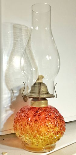 Vintage EAPG pressed glass AMBERINA Buttons and Bows oil lamp Thumbnail