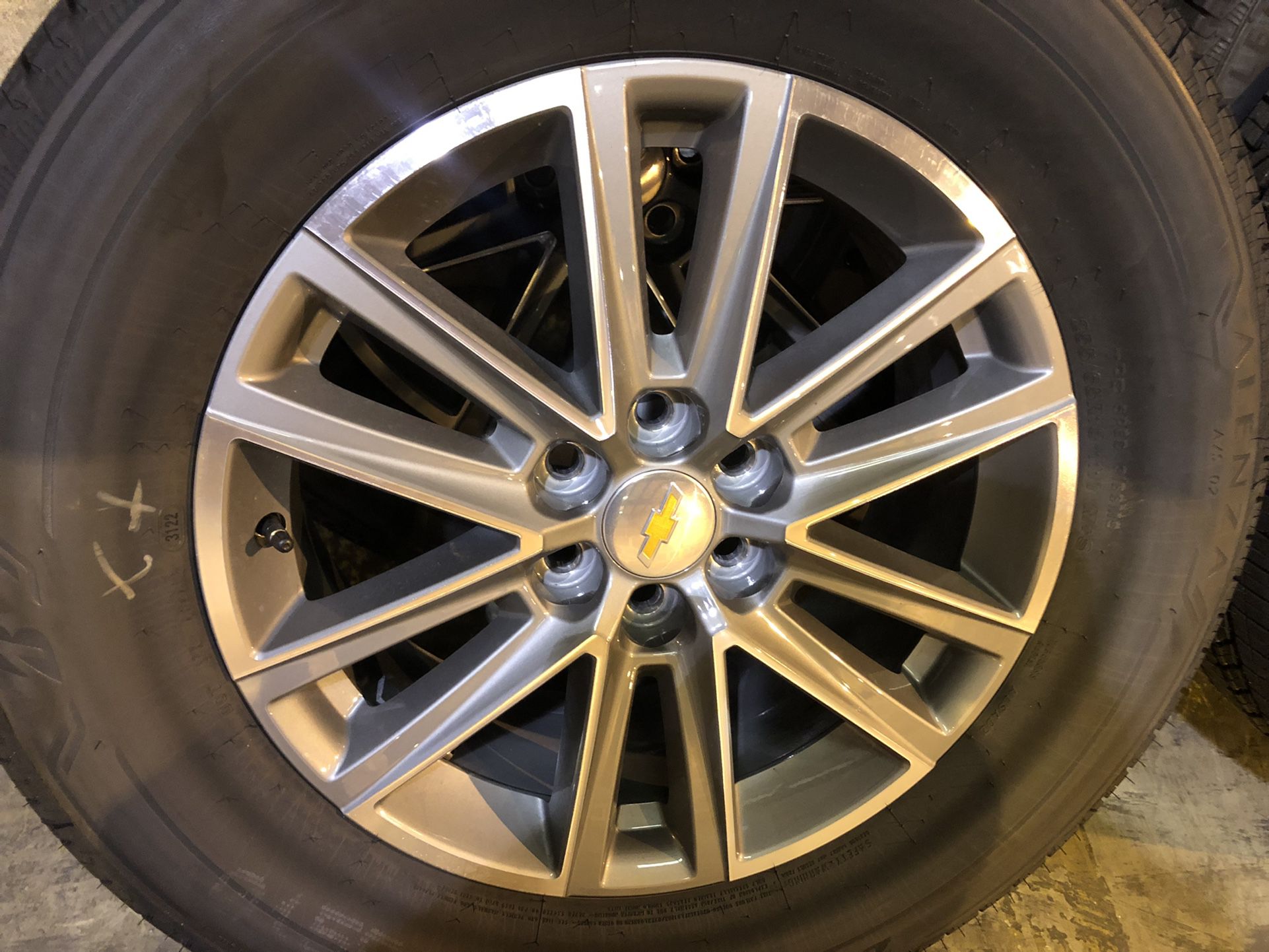 New Chevrolet Wheels And Tires - Chevy Traverse Wheels
