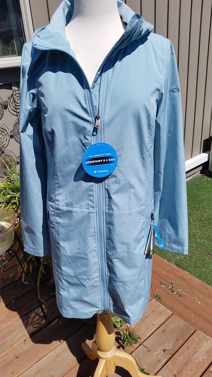Womens New Columbia 3/4 Raincoat