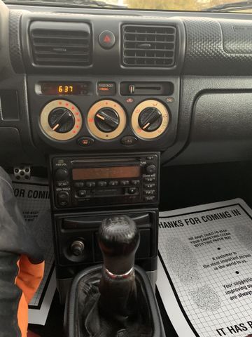 2000 Toyota MR2
