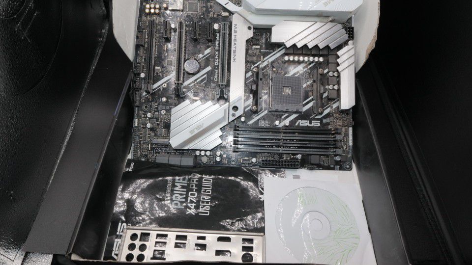 AMD AM4 ATX motherboard
