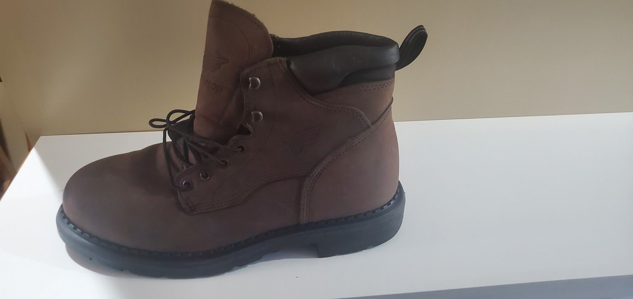 Mens size 12 Red Wing boots. Paid $189. Looking for $80