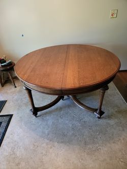 Antique Oak Table  Thumbnail