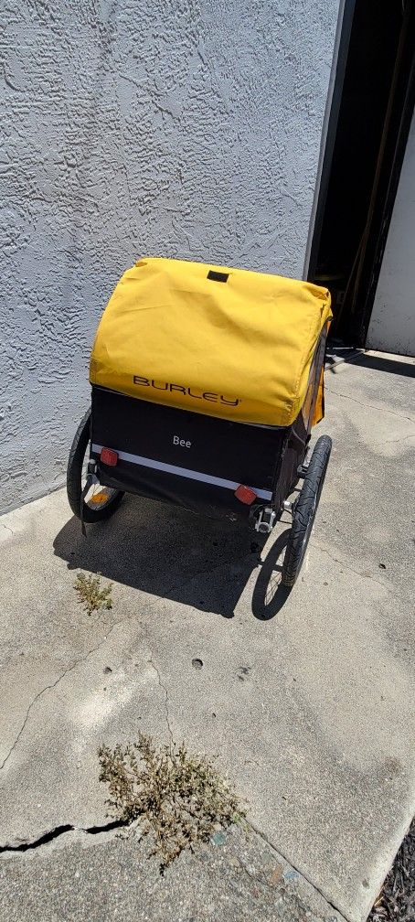 Burley Bee Holder