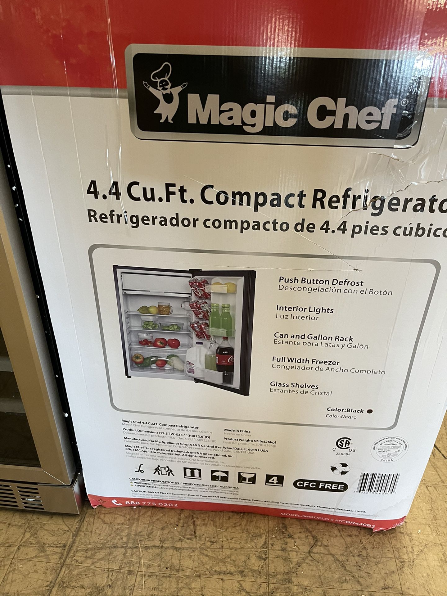 Magic Chef 4.4 Cu ft Mini Refrigerator with Freezer MCBR440B2, Black