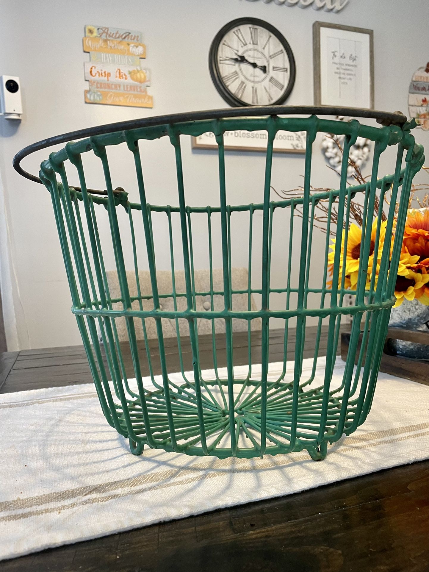 Antique Vintage Farmhouse Green Coated Large Metal Wire Egg Basket