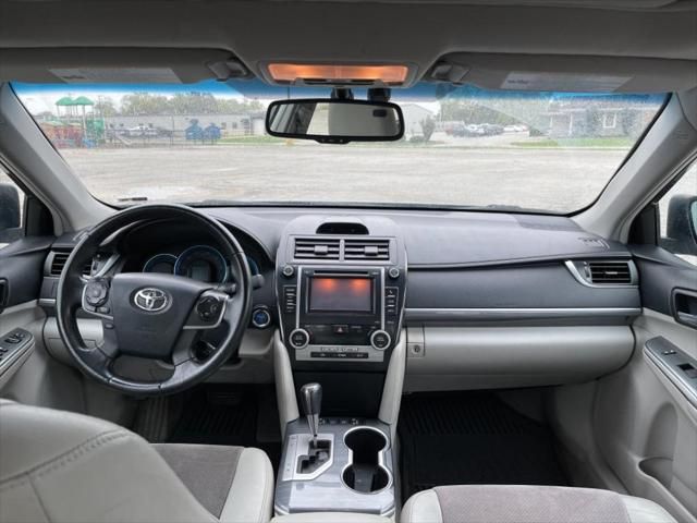 2012 Toyota Camry Hybrid