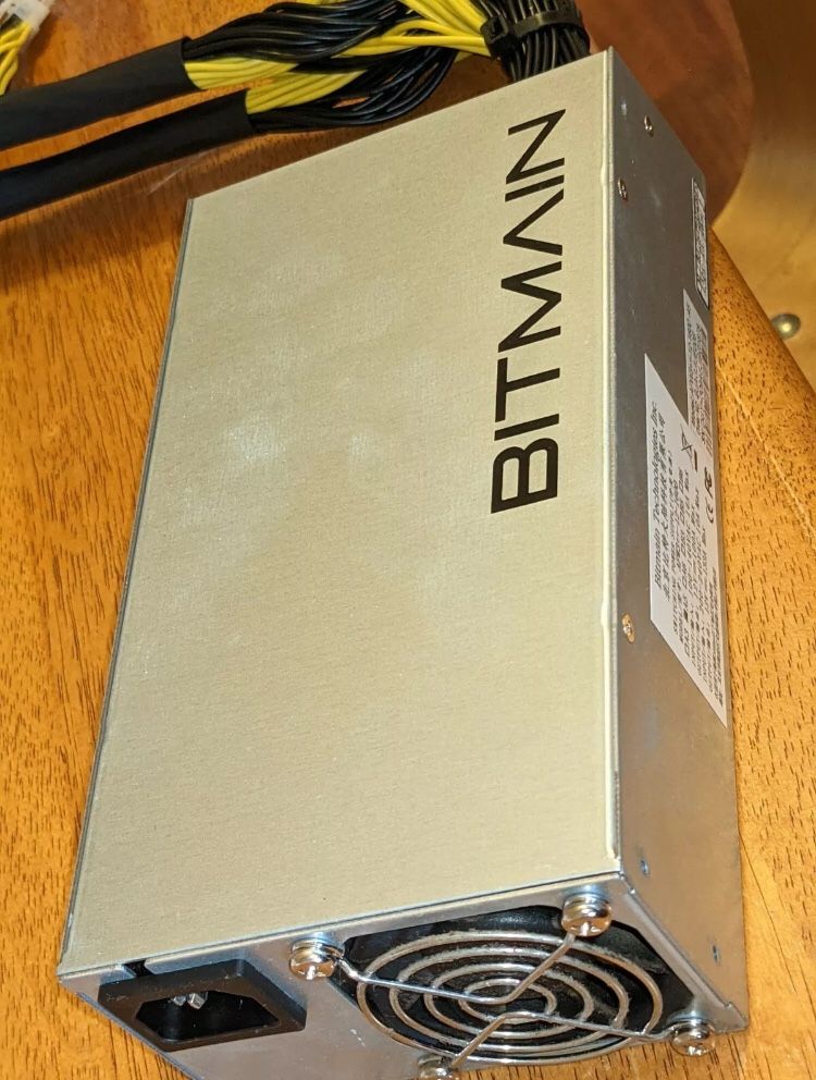 Antminer L3+ Bitmain