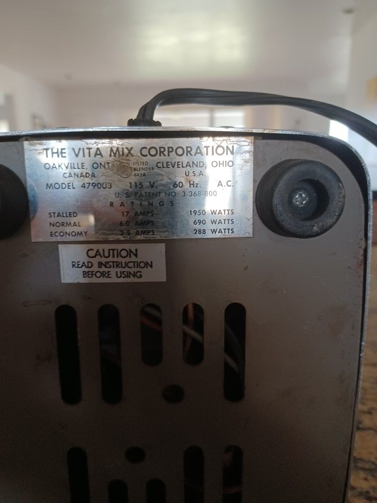 Vintage Vitamix 2200 Sidewinder
