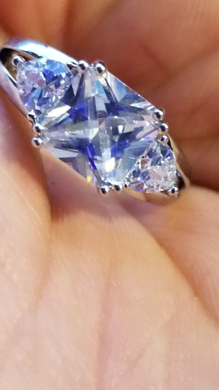 Gorgeous princess Cut Women's Wedding Engagement Promises Ring Size 9.0