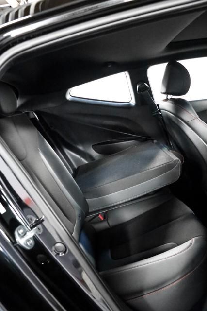 2020 Hyundai Veloster