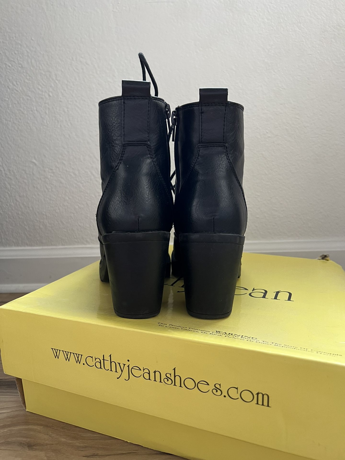 Cathy Jean Black Boots