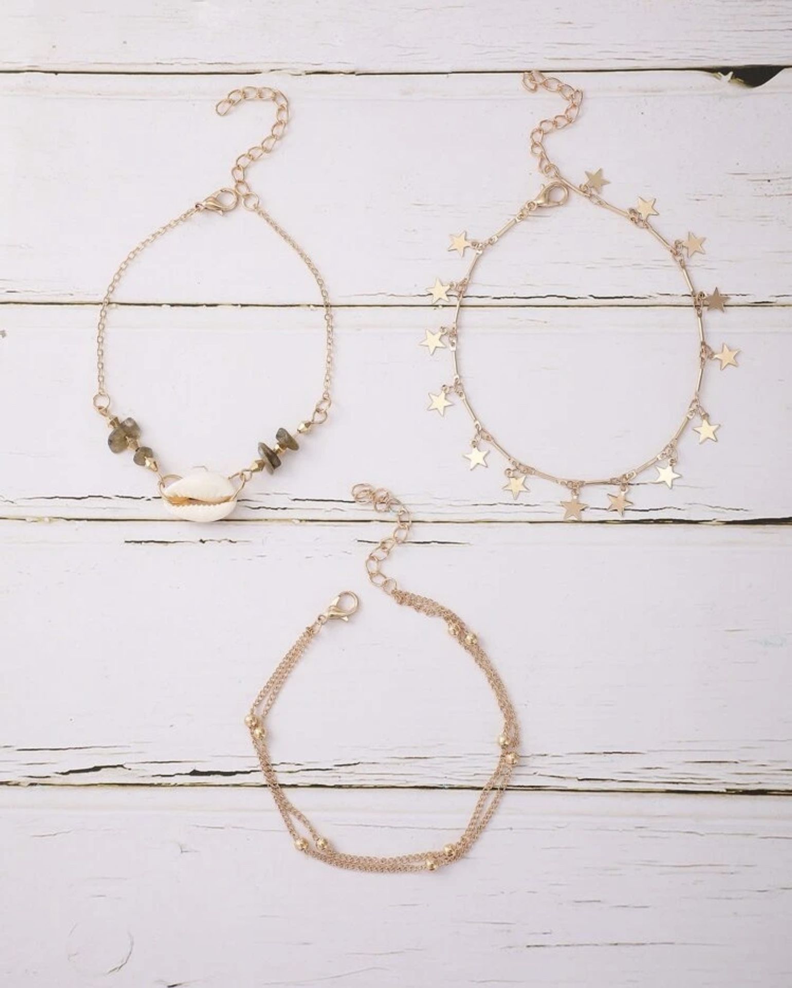 ONE LEFT Gorgeous NEW 3pc Shell And Star Detailed Womenβs Fashion Jewelry Anklet Set
