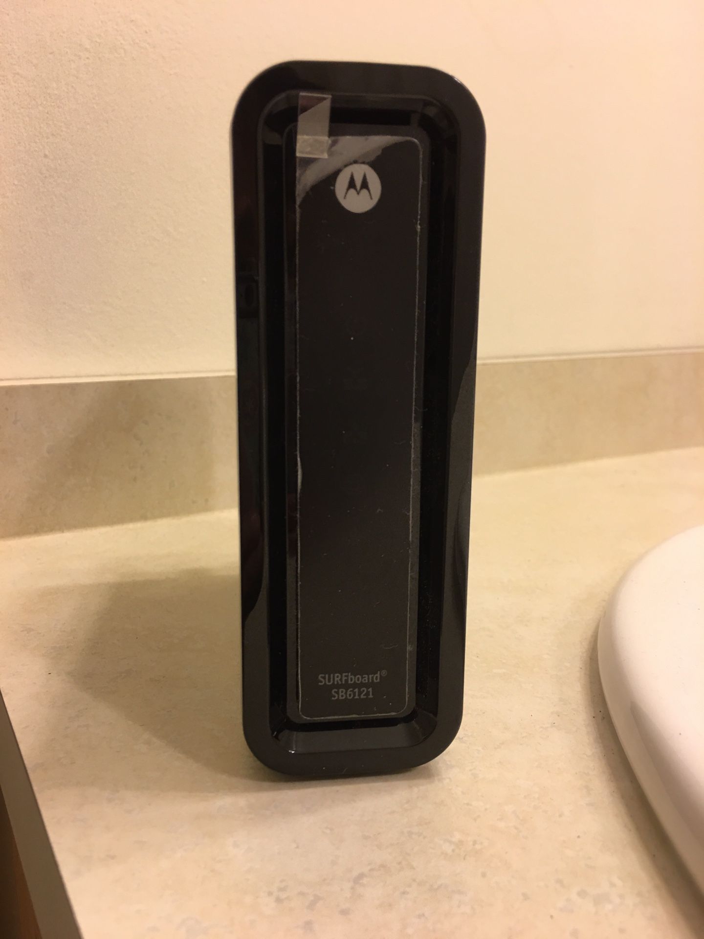 Arris/Motorola SB6121 DOCSIS 3.0 Cable Modem
