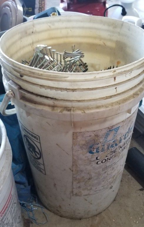 1" Roofing Nail Gun Nails Coiled
