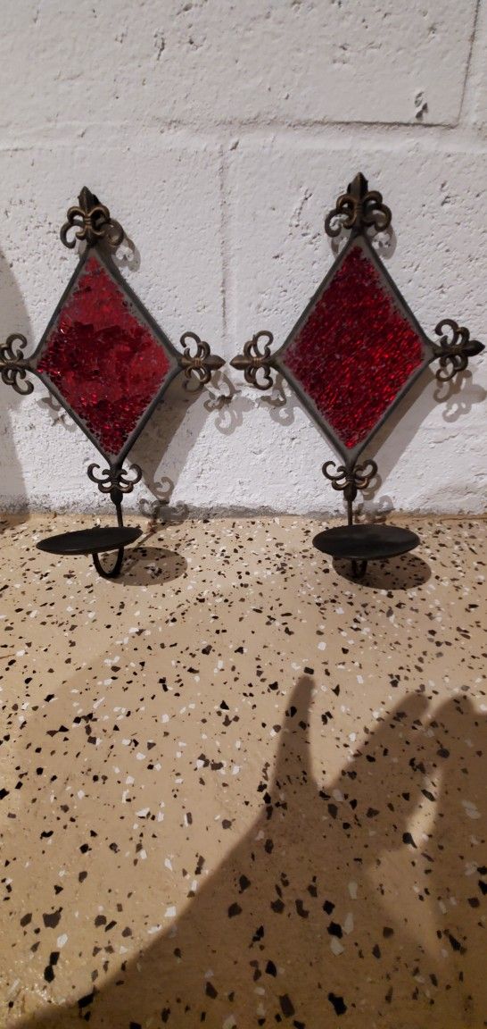 Decorative Items (List In description)