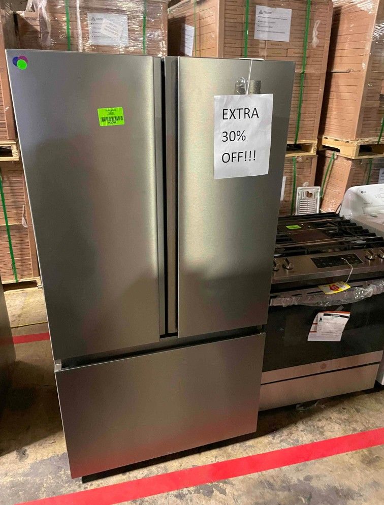 HISENSE HRF266N6CSE 26.6cu ft French Door Refrigerator for Sale in San