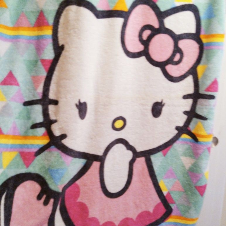 Hello Kitty Plush Throw Blanket