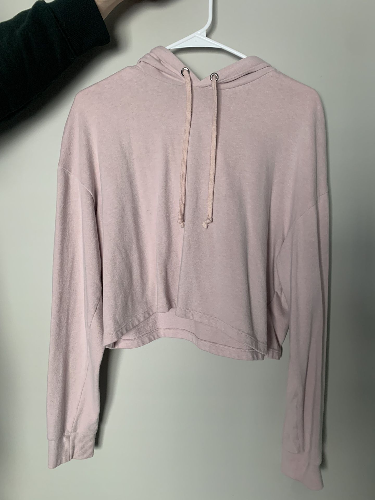 H&M Cropped Hoodie (size L)