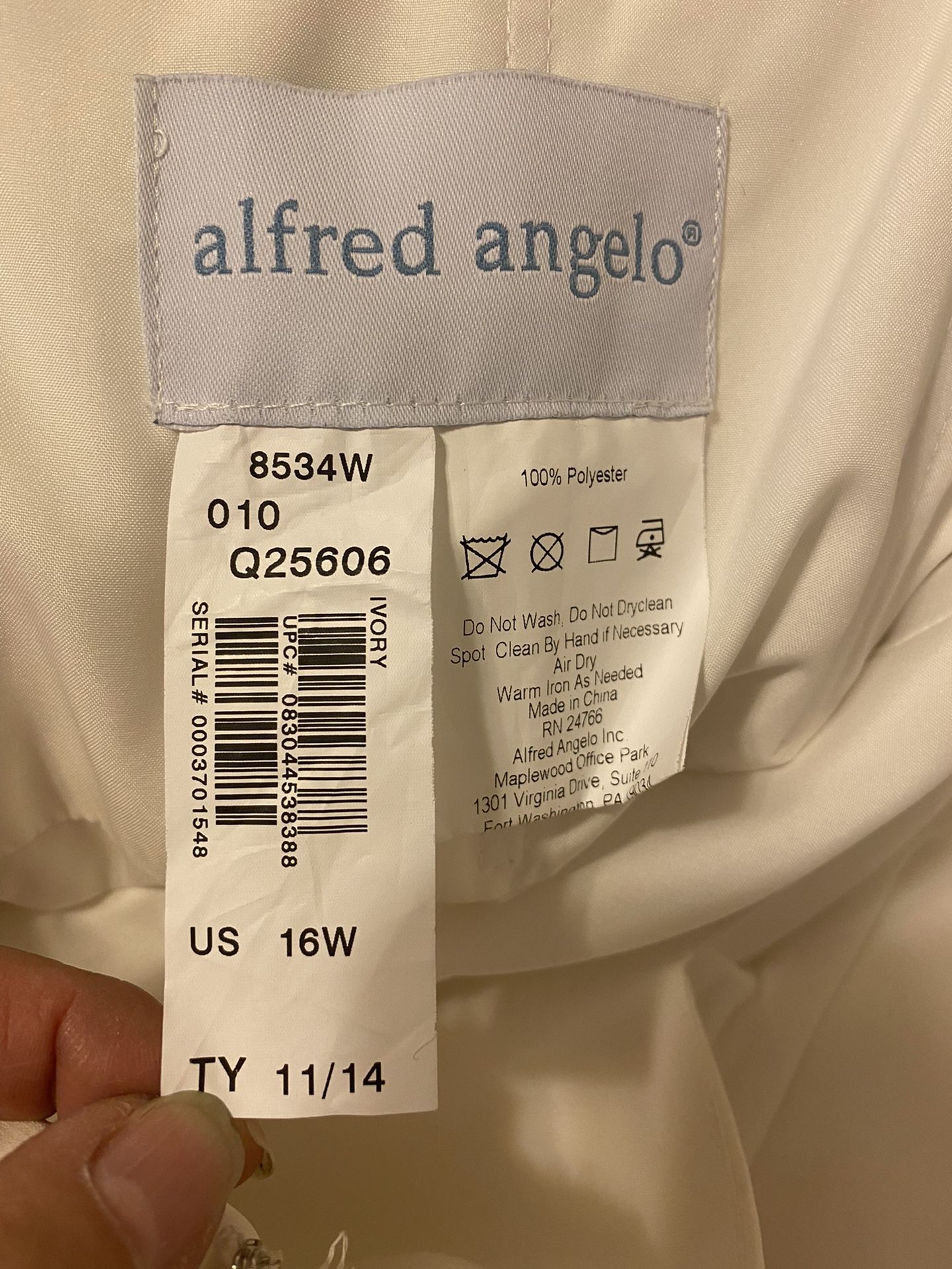 Alfred Angelo Wedding Dress Sz 16 & 40D Bustier & Hair Piece