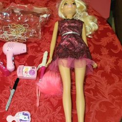 28 Inch Large Barbie & 11 Hair Accessories Thumbnail