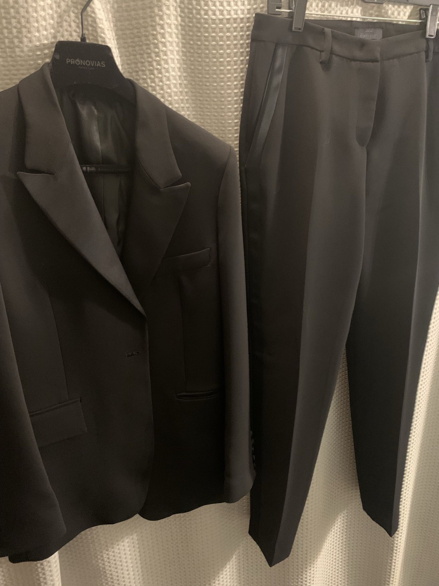 Pronovias Bridal Tuxedo Black Size 12