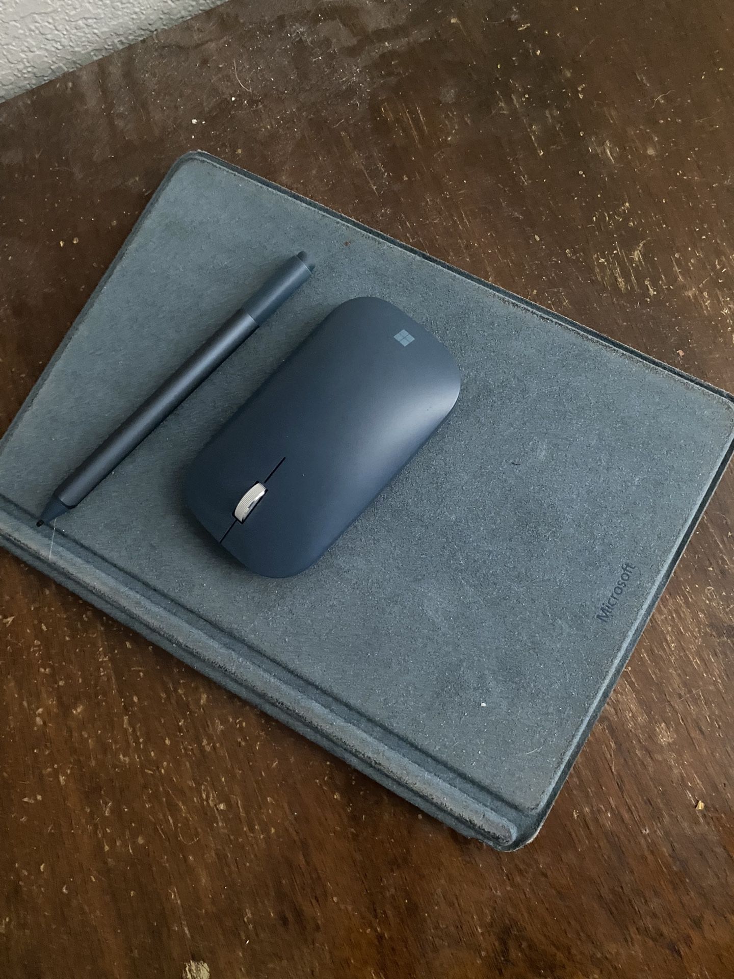 Microsoft Surface Go