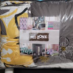 Conforter Bedding Set Size Full/queen  Thumbnail