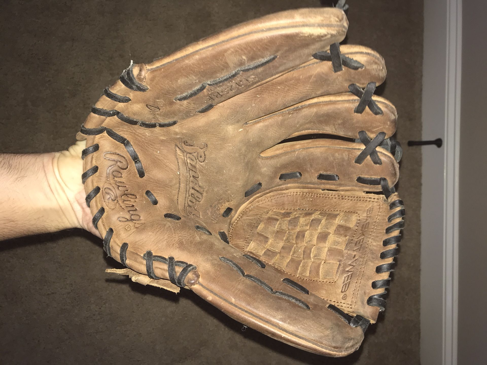 Rawlings 12.5 In’ Baseball Glove