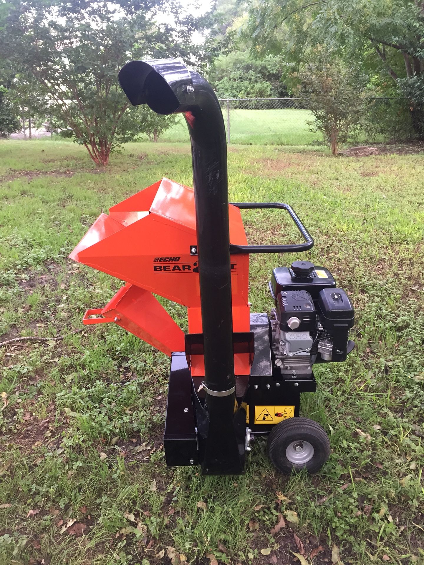 Echo Bear Cat SC3265, 3 Inch Chipper/Shredder. Powered by a 265cc ...