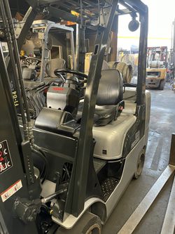 Nissan Forklift 5500 Lbs Triple Stage  Thumbnail