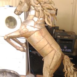 Statue Of A Horse Seven And A Half Feet Tall Thumbnail