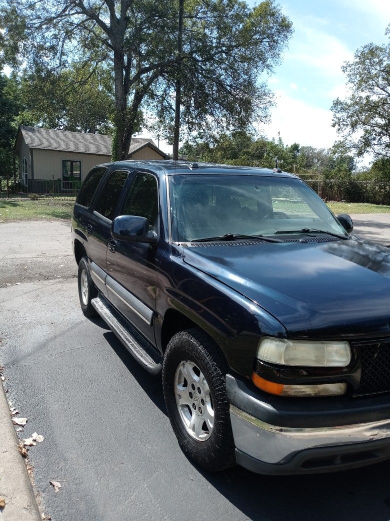 2004 Chevy Tahoe