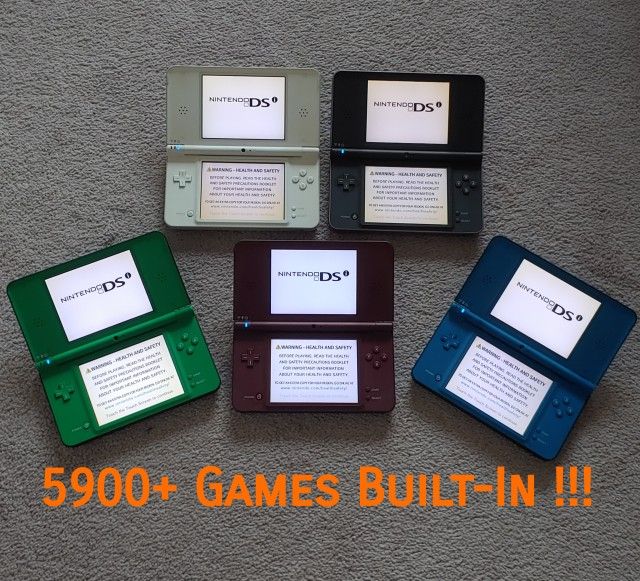 Modded Nintendo DSi XL with 5900+ Games