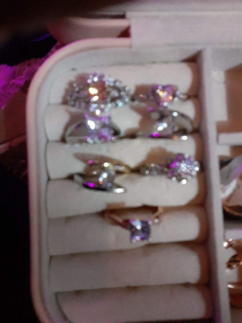 Assorted Engagement/wedding Rings NOW ONLY 20.00 Each ALL MUST GO TODAY ONLY 10.00