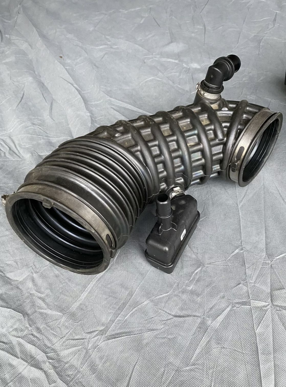 2019 Camaro SS 6.2L Oem Intake (No maf Sensor)