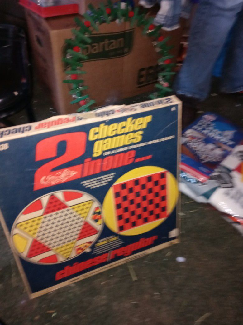2 In 1 Checkers Game