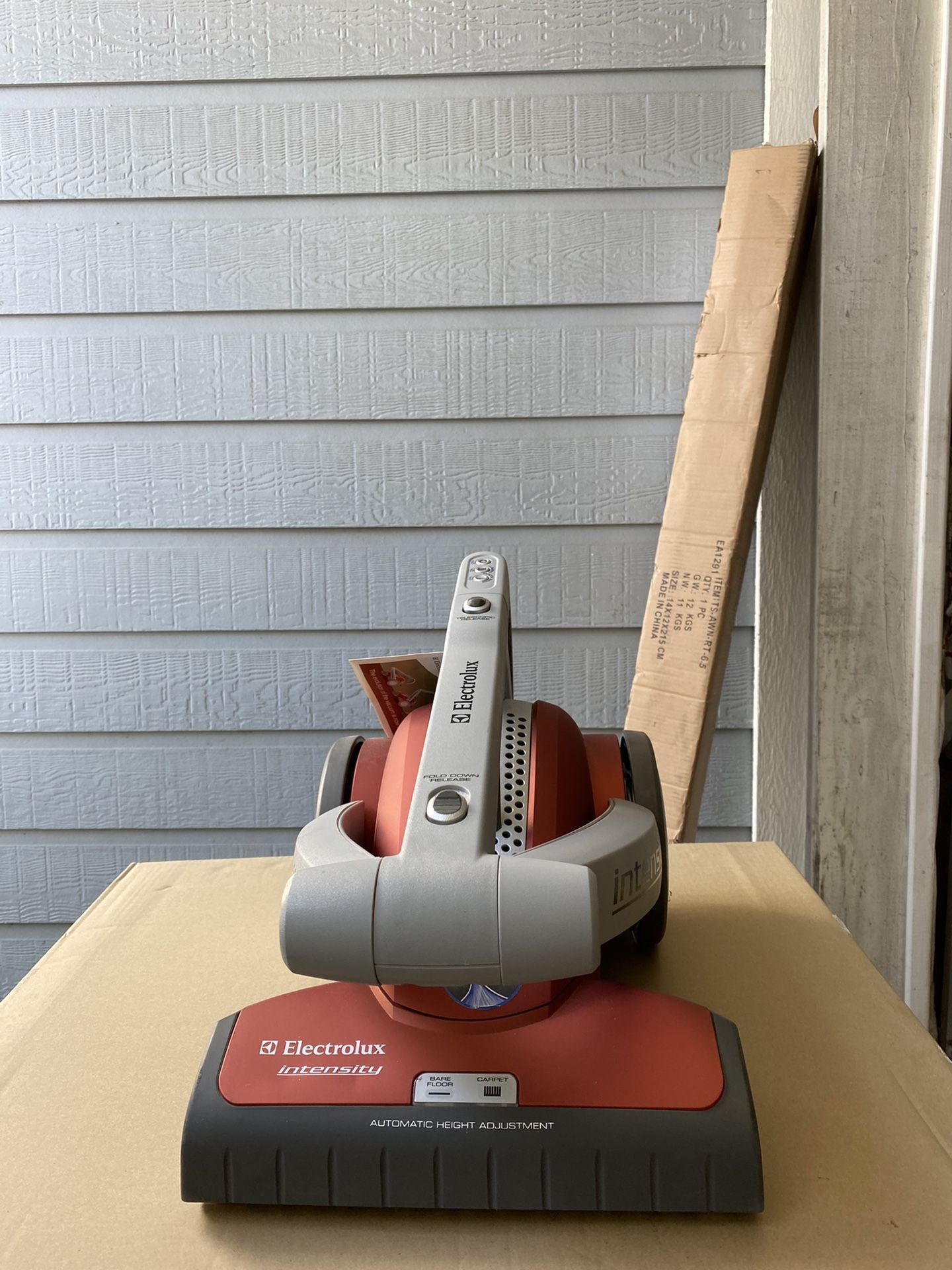 Electrolux Intensity Vacuum