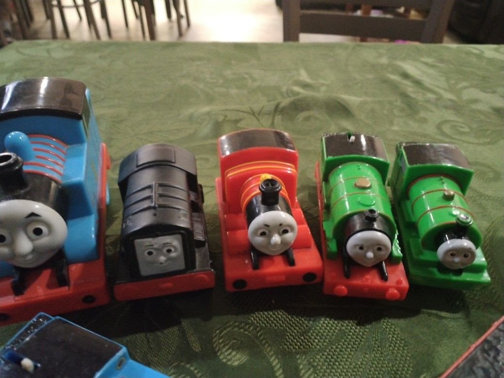 12 Piece Thomas The Train Lot