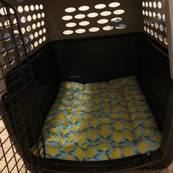Medium Beige Dog Crate - Up To 35lbs Thumbnail