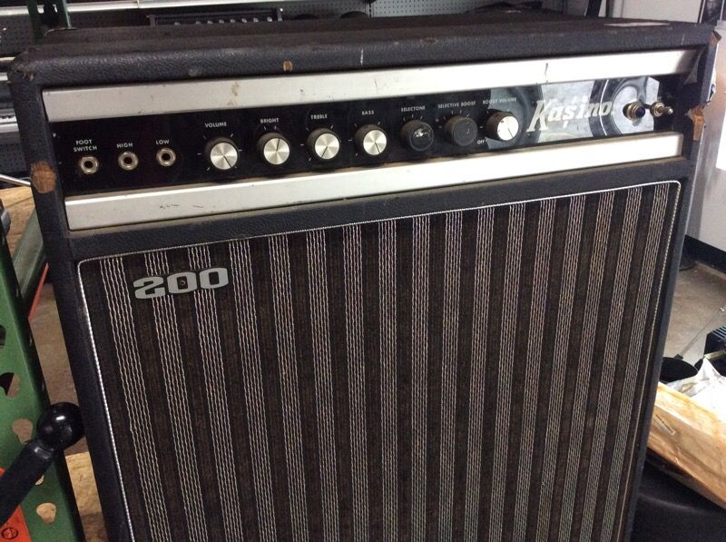 Kustom Kasino 200 2x15