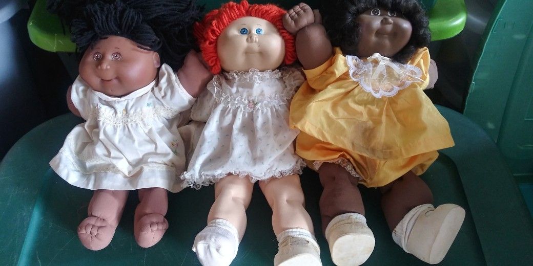 1982 CABBAGE PATCH DOLLS