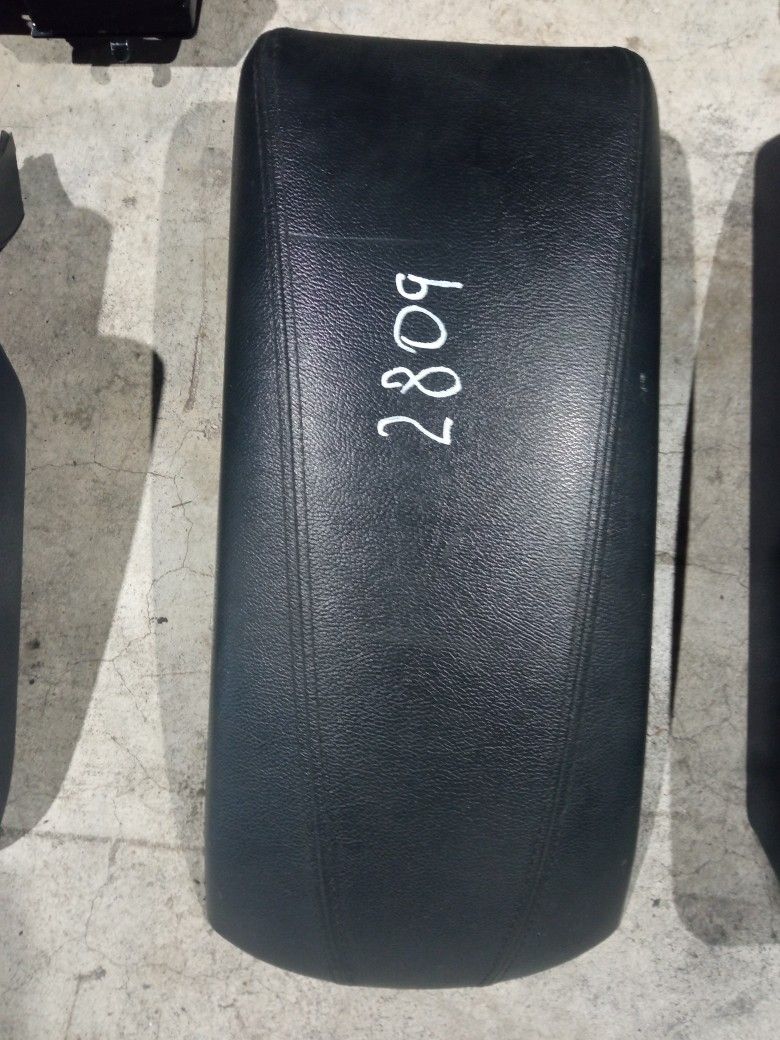 Armrest For 2011 Hyundai Sonata Stock 92809