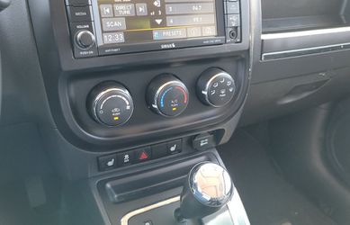 2017 Jeep Patriot Thumbnail