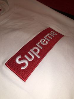 White Supreme Box Logo Thumbnail