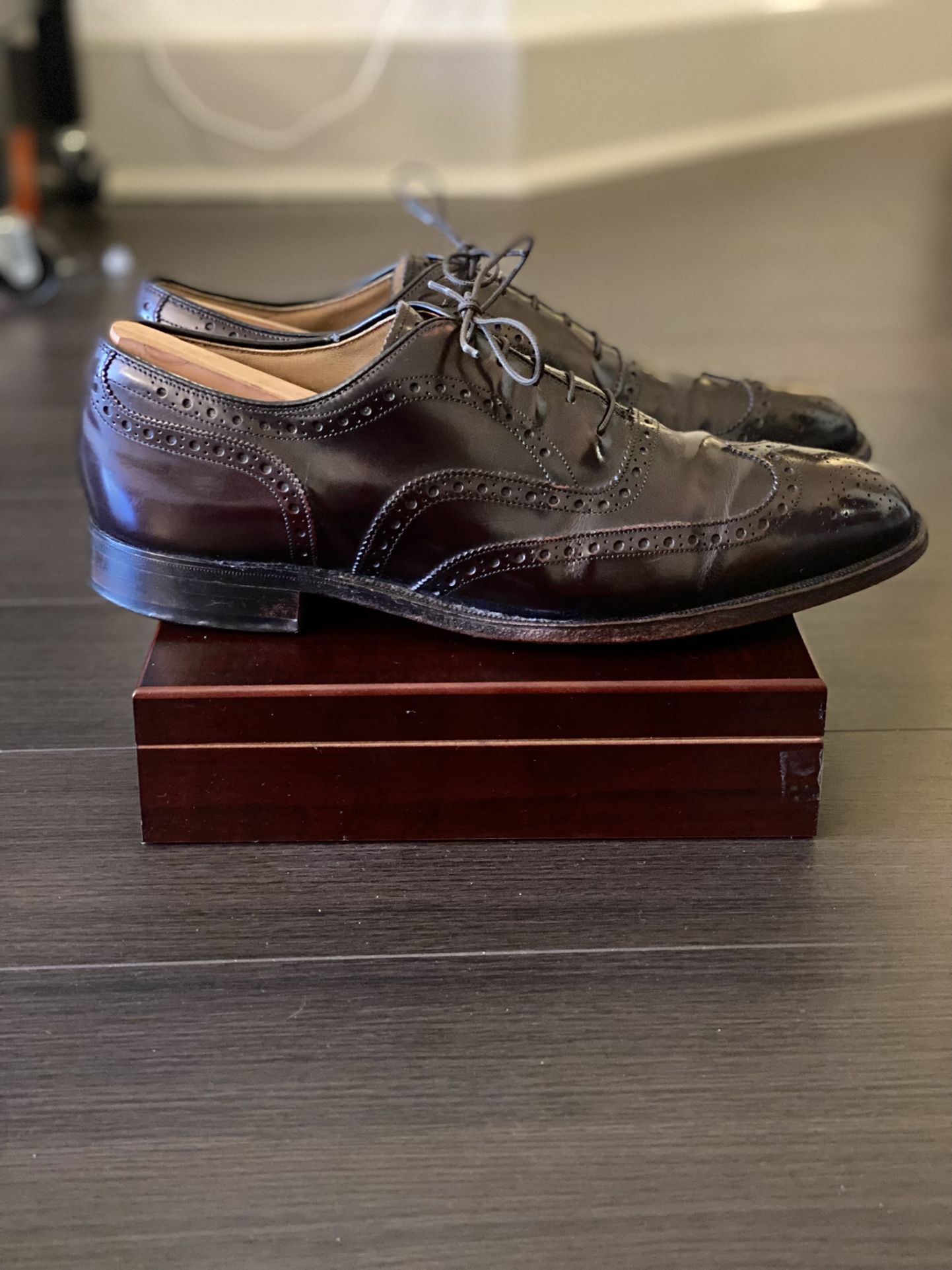 johnston and murphy greenwich wingtip