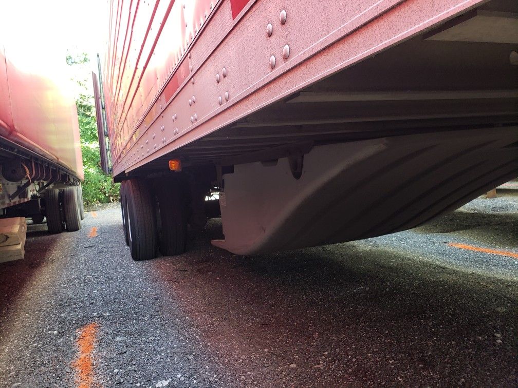 utility trailer, carrier unit