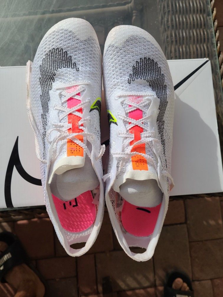 Air Zoom Victory Spikes