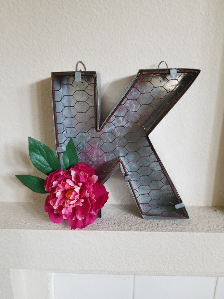 Farmhouse Metal and Wire Letter "K" 